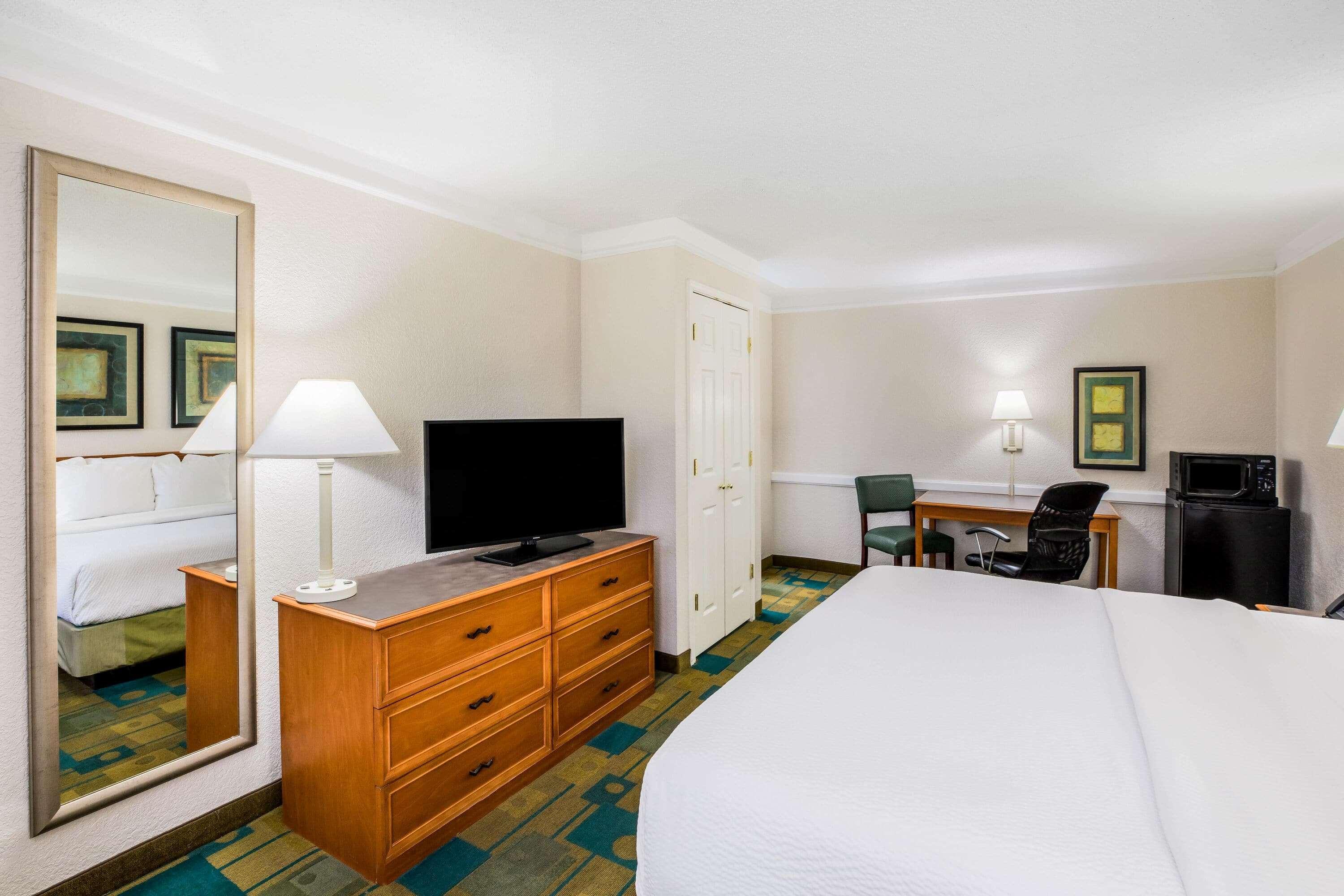 La Quinta Inn By Wyndham Lufkin Exterior photo